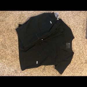 Figs Other - Figs Scrubs
Color: Black Figs Other - Figs Scrubs
Color: Black